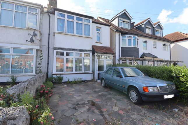 Hamstel Road, Southchurch... 3 bed semi