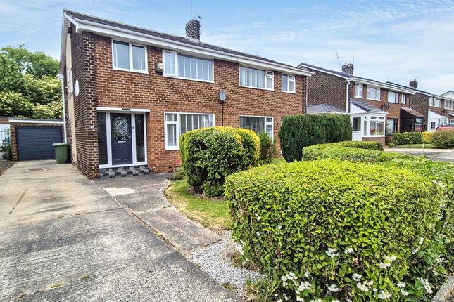 Holland Park Drive, Jarrow, Tyne and... 3 bed semi