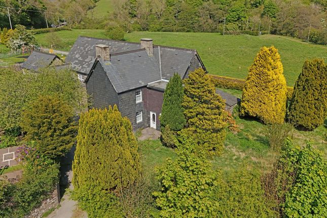 3 bed semi-detached house