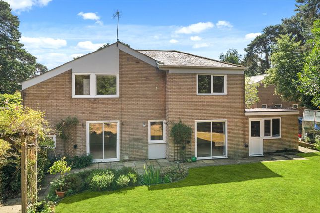Shaftesbury Close, Berkshire RG12 5 bed detached house for sale