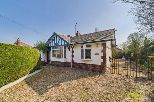 Croeshowell Lane, Rossett, Wrexham 3 bed detached bungalow for sale