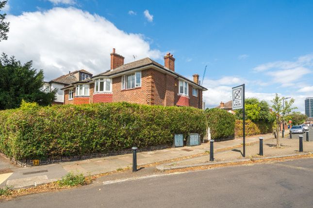St. Dunstans Gardens, London, W3 4 bed end of terrace house for sale