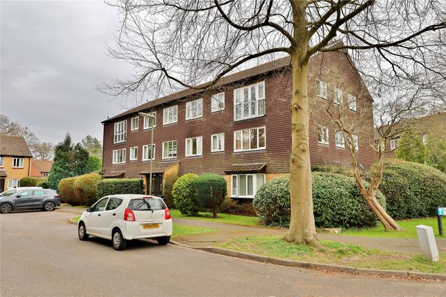 Hallington Close, Goldsworth Park... 2 bed penthouse for sale