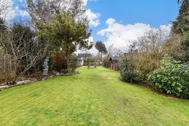 4 bed detached house