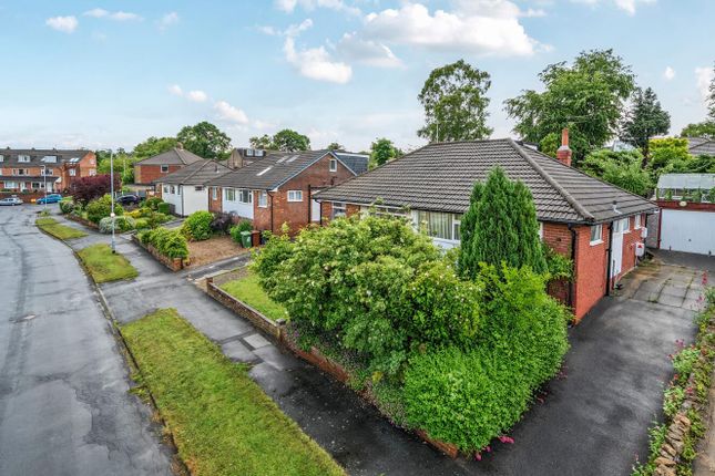 Moseley Wood Walk, Cookridge, LS16 2 bed semi