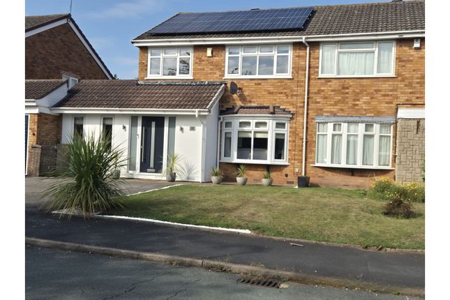 4 bedroom semi-detached house for sale