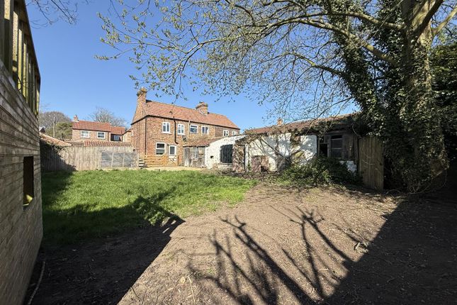 Dunroyal, Helperby, York 2 bed end of terrace house for sale