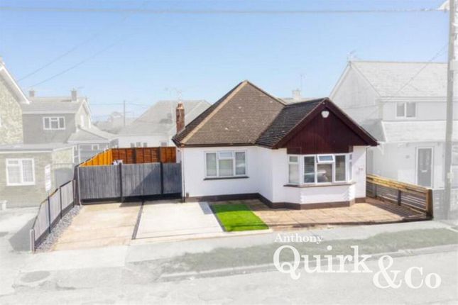 Village Drive, Canvey Island, SS8 3 bed detached bungalow for sale