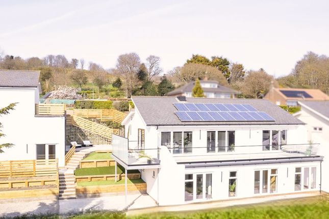 Hythe 4 bed detached house for sale