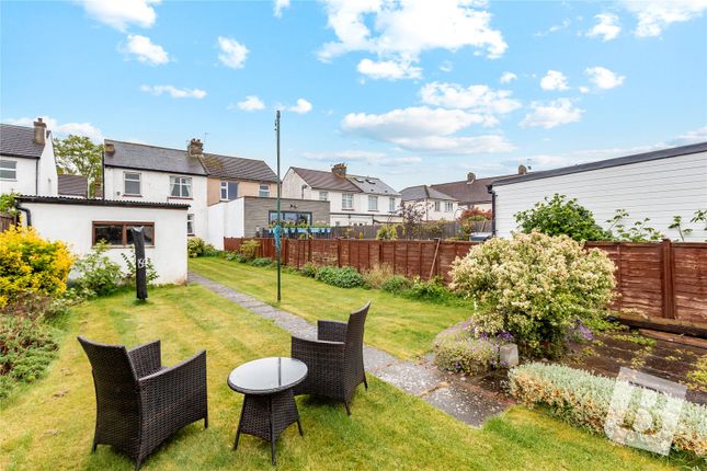 Kings Drive, Gravesend, Kent, DA12 3 bed semi