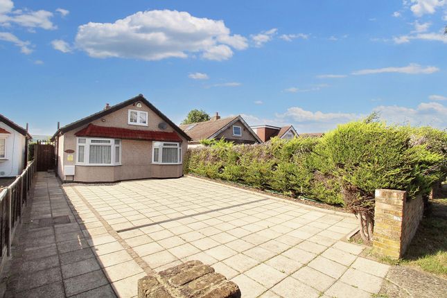 Pole Hill Road, Uxbridge, UB10 4 bed detached bungalow for sale