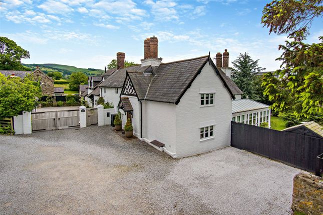 Llanbedr Dyffryn Clwyd, Ruthin... 5 bed detached house for sale