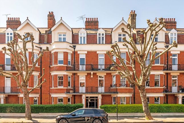 Castellain Road, Maida Vale W9 3 bed flat for sale