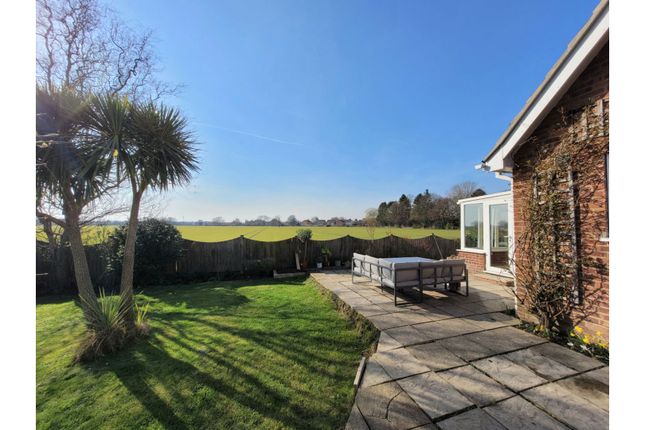 3 bed semi-detached house