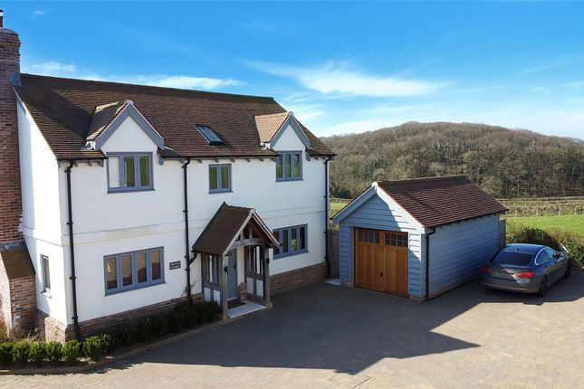 3 bed detached house