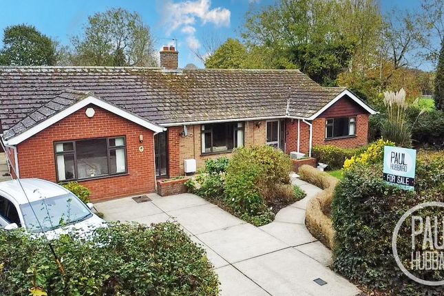 Elm Tree Road West, Oulton Broad, NR33 3 bed detached bungalow for sale