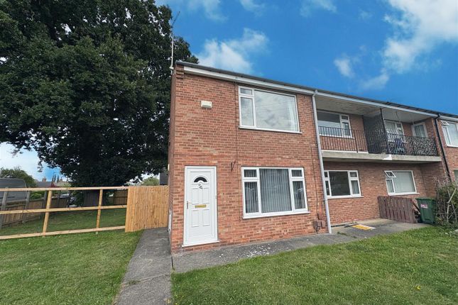 Woodlands Grove, Stockton Lane 2 bed flat for sale