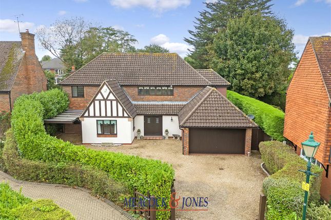 Hutton Gate, Hutton Mount, Brentwood 4 bed detached house for sale