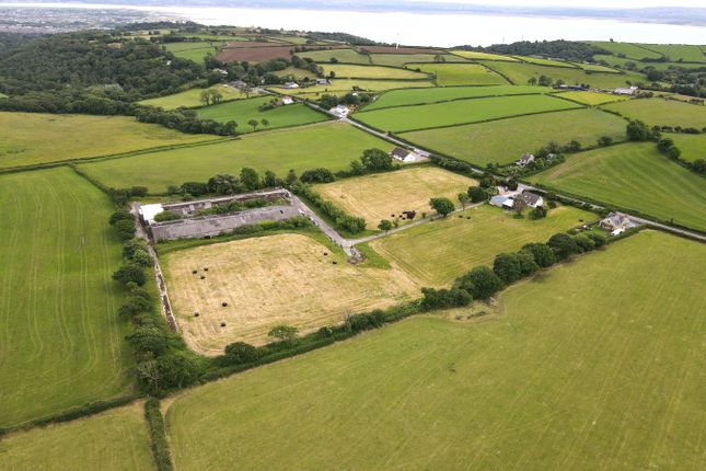 Trimsaran Road, Llanelli, SA15 3 bed property with land for sale