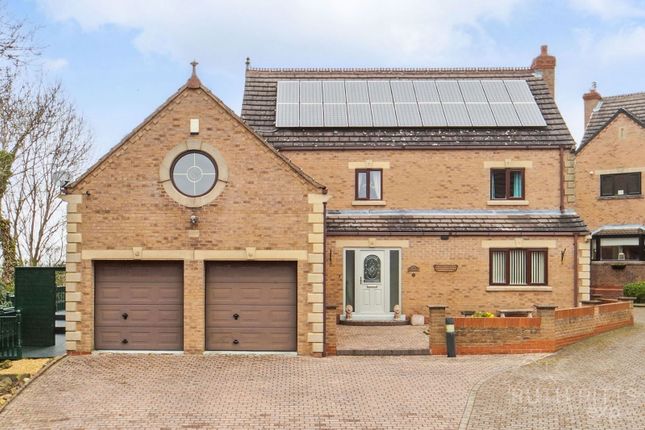 Manor View, Pontefract WF9 5 bed detached house for sale