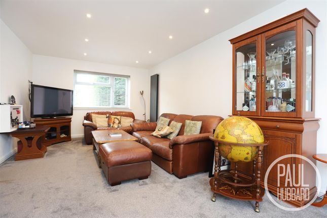 Caldecott Road, Oulton Broad, NR32 4 bed house for sale