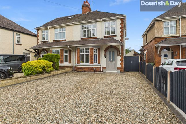 Silkmore Lane, Stafford ST17 3 bed semi