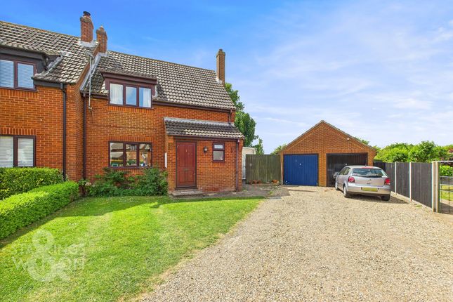 Martins Meadow, Gislingham, Eye 3 bed semi