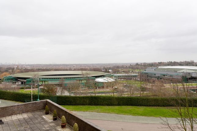 3 bedroom flat for sale