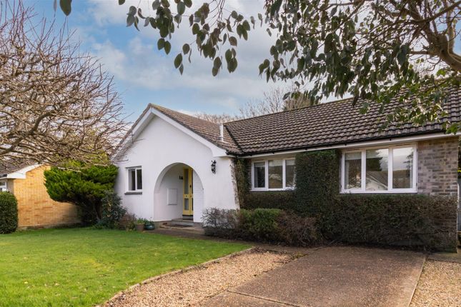 Yarmouth, Isle of Wight 3 bed detached bungalow for sale