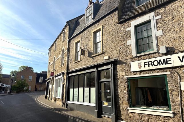 Terraced house for sale