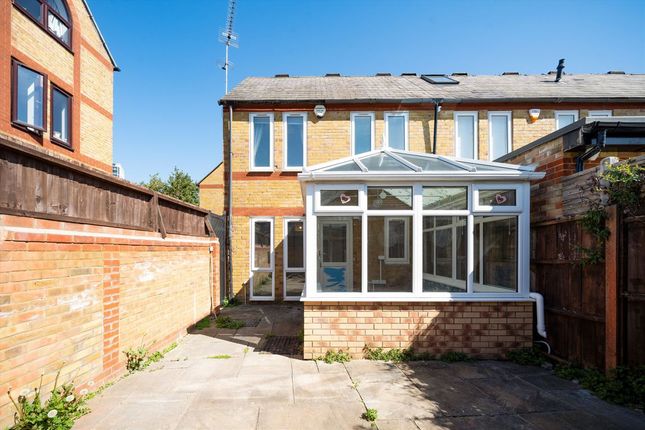3 bedroom end of terrace house for sale