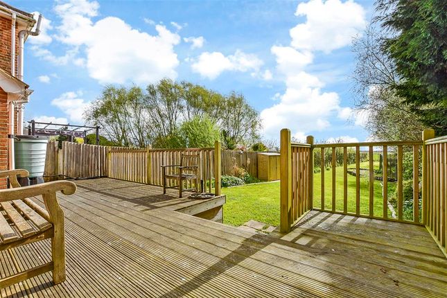 Robin Hood Lane, Lydd, Romney Marsh... 3 bed link detached house for sale