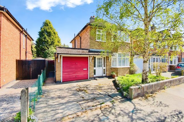Oakcroft Avenue, Kirby Muxloe, LE9 3 bed detached house for sale