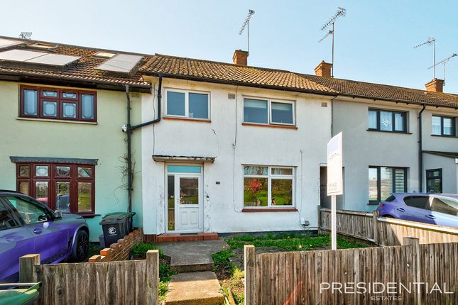 Loughton IG10 3 bed terraced house for sale