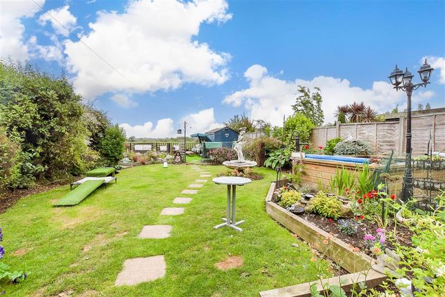 Ford Road, Arundel, West Sussex 3 bed semi