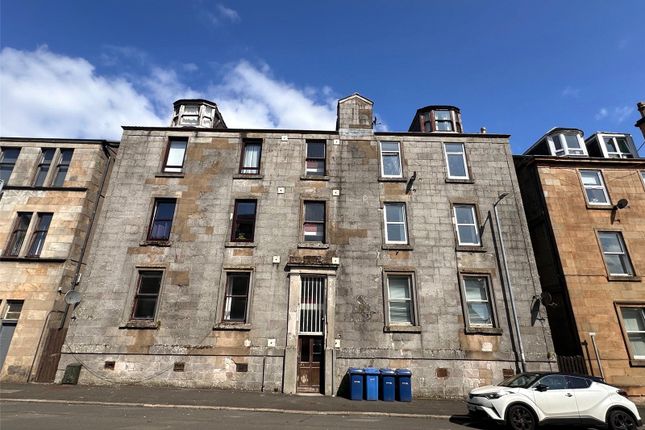 3 bedroom flat for sale