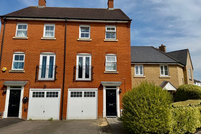 3 bedroom town house for sale