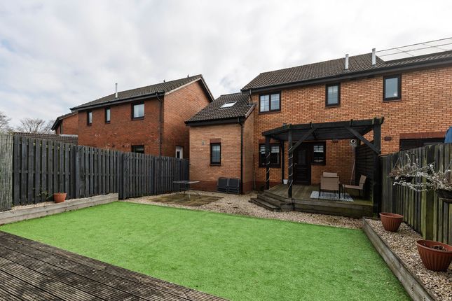 Seafield Crescent, Cumbernauld, G68 3 bed semi