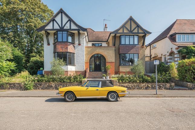 Cedars Avenue, Rickmansworth... 5 bed detached house for sale