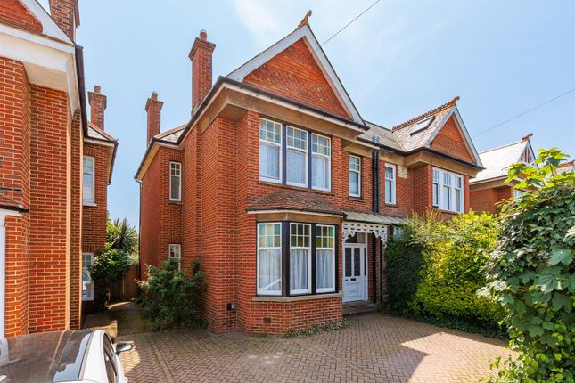 4 bedroom semi-detached house for sale