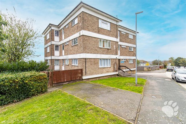 Vange Hill Drive, Basildon SS16 1 bed flat for sale