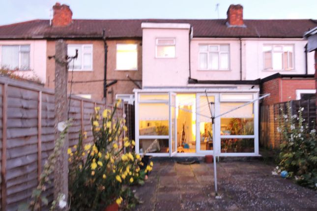 Aylands Road, Enfield, Middelesex, EN3 3 bed terraced house for sale