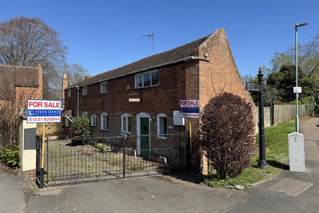 40 Church Street, Newent GL18 4 bed cottage for sale