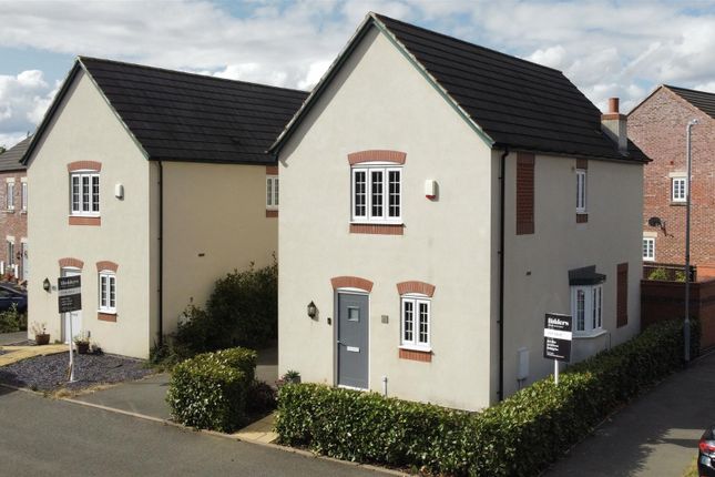 3 bed detached house