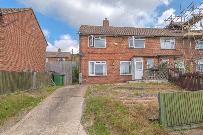 George Gurr Crescent, Folkestone, CT19 2 bed end of terrace house for sale