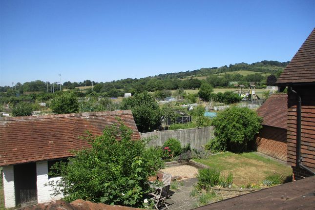 High Street, Sevenoaks TN14 2 bed semi