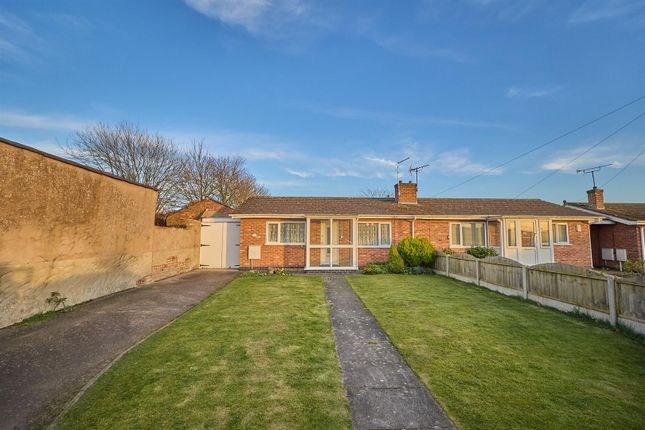 2 bedroom semi-detached bungalow for sale