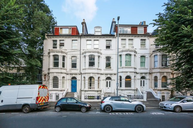 Tisbury Road, Hove, BN3 2 bed flat for sale