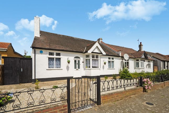 Ilford IG3 4 bed bungalow for sale