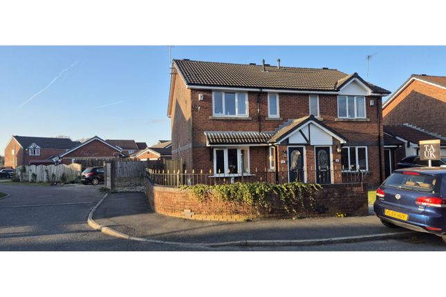 3 bedroom semi-detached house for sale